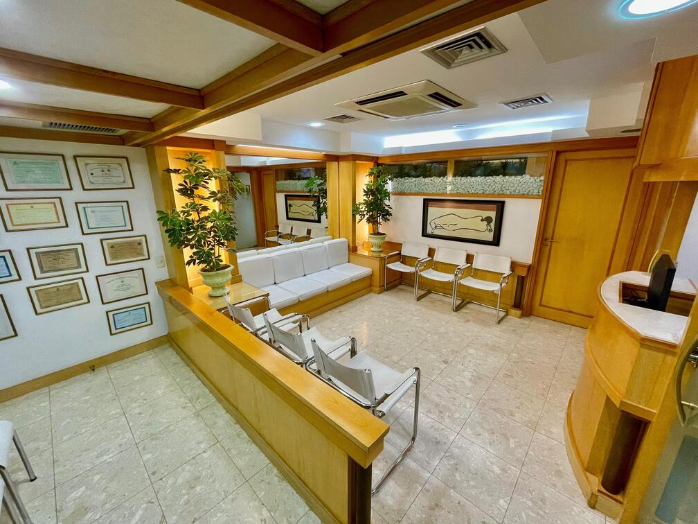 WhatsApp Image 2025-11-06 at 14.49.09 (1)